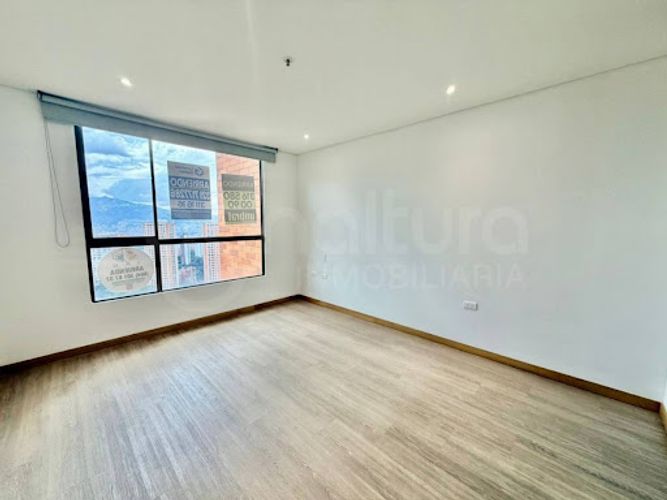 Apartamento en venta en El Poblado, Medellín · foto 13 de 16