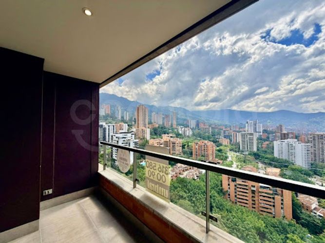 Apartamento en venta en El Poblado, Medellín · foto 15 de 16