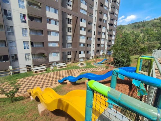 Apartamento de 2 alcobas en venta en Niquia, Bello, 36 m² · foto 16 de 20