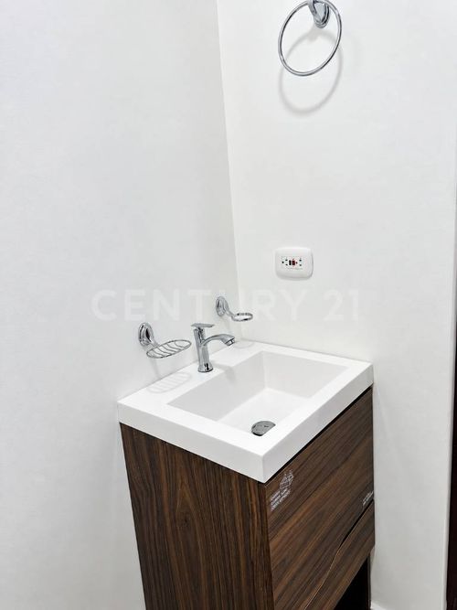 Oficina en arriendo en Las Ferias, Villavicencio, 37 m² · foto 5 de 9