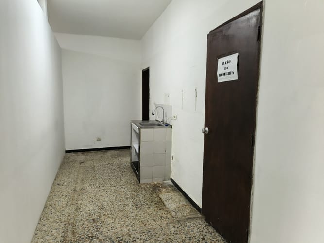 Oficina en venta en Colombia, Barranquilla, 287 m² · foto 4 de 10