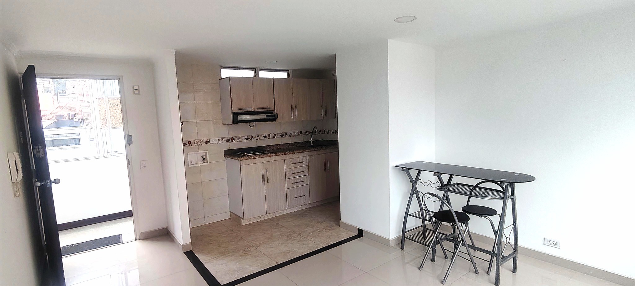 Studio for rent in Emaus, Bogotá