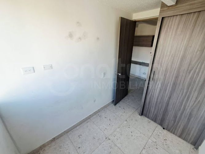 Apartamento de 3 alcobas en venta en Santa Ana, Bello, 54 m² · foto 8 de 12