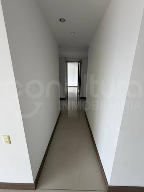 Apartamento en venta en Castropol, Medellín · foto 5 de 18