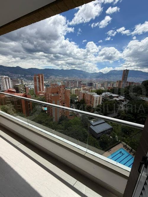 Apartamento en venta en Castropol, Medellín · foto 12 de 18