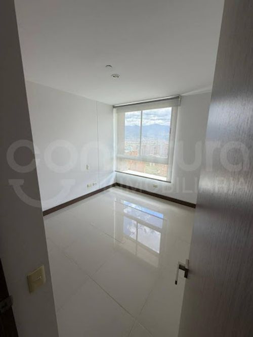Apartamento en venta en Castropol, Medellín · foto 15 de 18