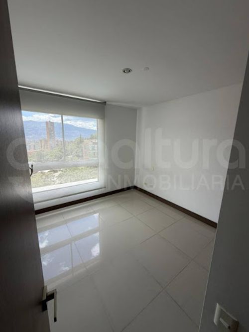 Apartamento en venta en Castropol, Medellín · foto 16 de 18