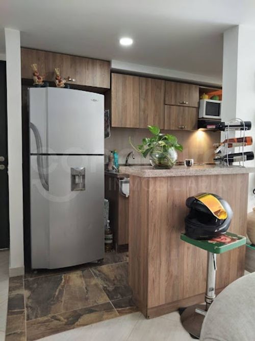 Apartamento de 3 alcobas en venta en Zona Rural, Itagüí, 70 m² · foto 2 de 17