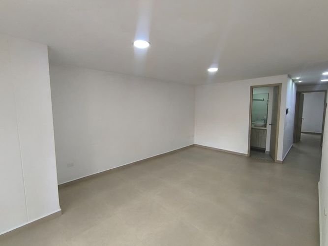 Apartamento de 2 alcobas en venta en San Joaquin, Sabaneta, 63 m² · foto 7 de 12