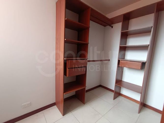 Apartamento de 3 alcobas en arriendo en Bosques De Zuñiga, Medellín, 150 m² · foto 7 de 11