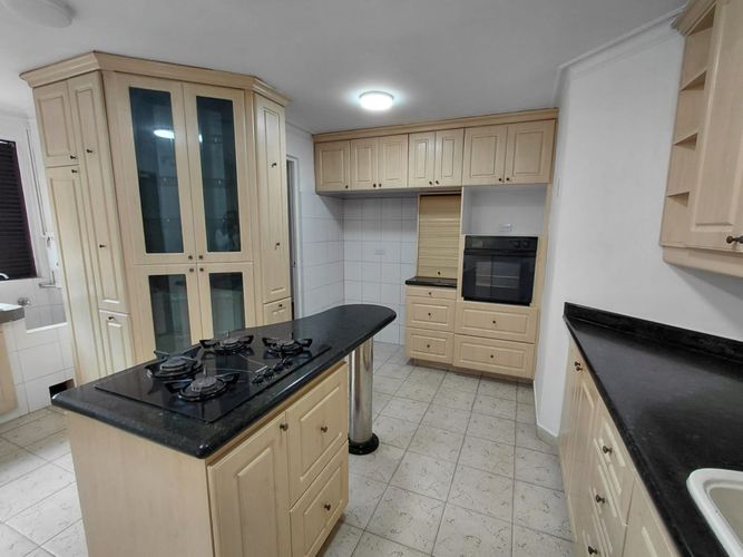 Apartamento de 4 alcobas en arriendo en Las Lomas, Medellín, 200 m² · foto 2 de 24