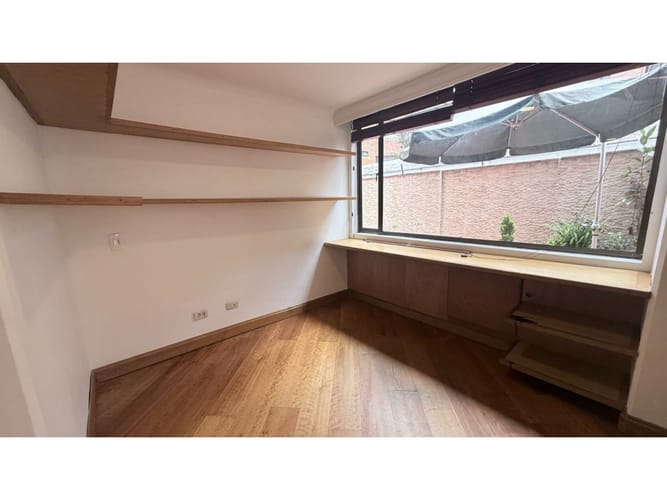 Apartamento de 3 alcobas en venta en La Carolina, Bogotá, 303 m² · foto 10 de 20
