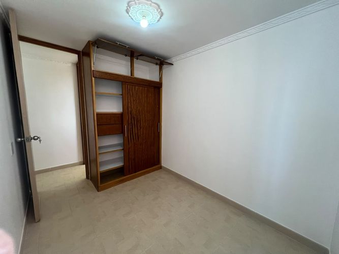 Apartamento de 3 alcobas en venta en Centro, Rionegro, 60 m² · foto 4 de 8