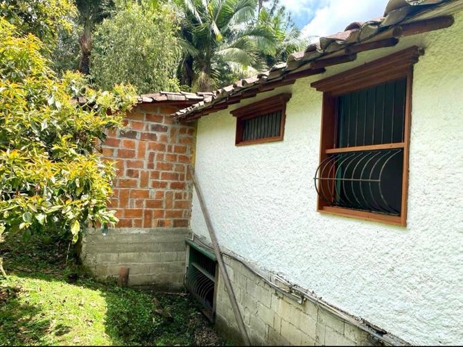 Finca en venta en Guayabito, Rionegro, 900 m² · foto 3 de 24