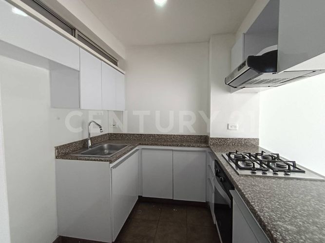 Apartamento en venta en Villemar Fontibon, Bogotá · foto 9 de 20