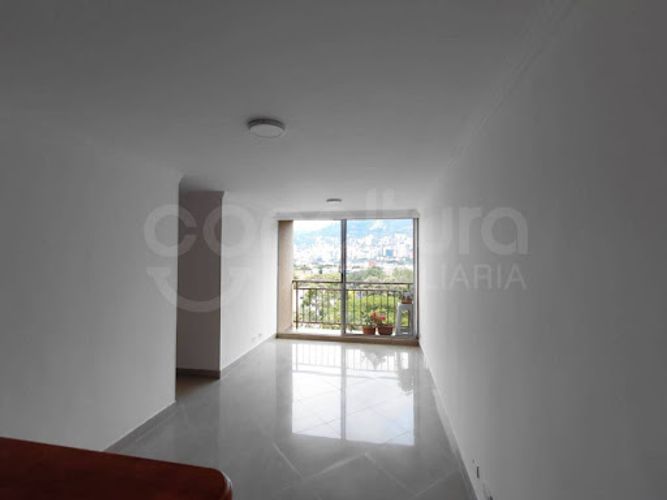 Apartamento en venta en Villa Del Parque, Itagüí · foto 5 de 15