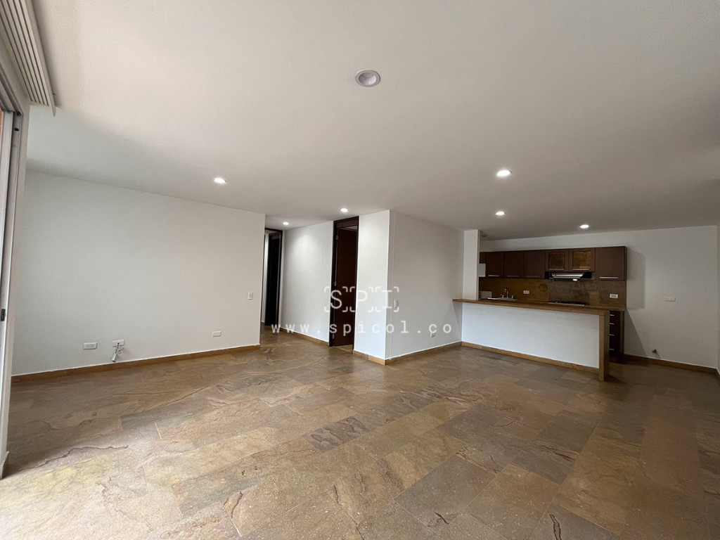 Apartment for rent in Cumbres, Envigado