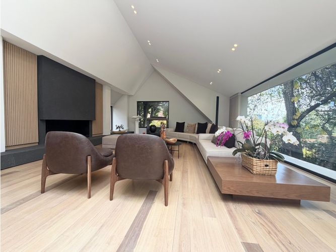 Casa de 3 alcobas en venta en Usaquen, Bogotá, 520 m² · foto 9 de 24