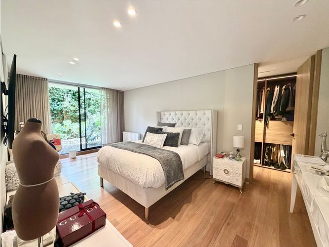 Casa de 3 alcobas en venta en Usaquen, Bogotá, 520 m² · foto 21 de 24