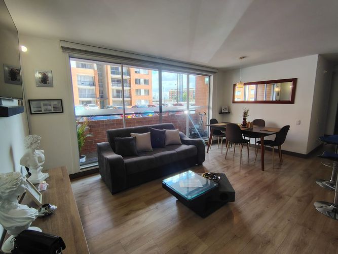 Apartamento en venta en Gran Granada, Bogotá · foto 3 de 18