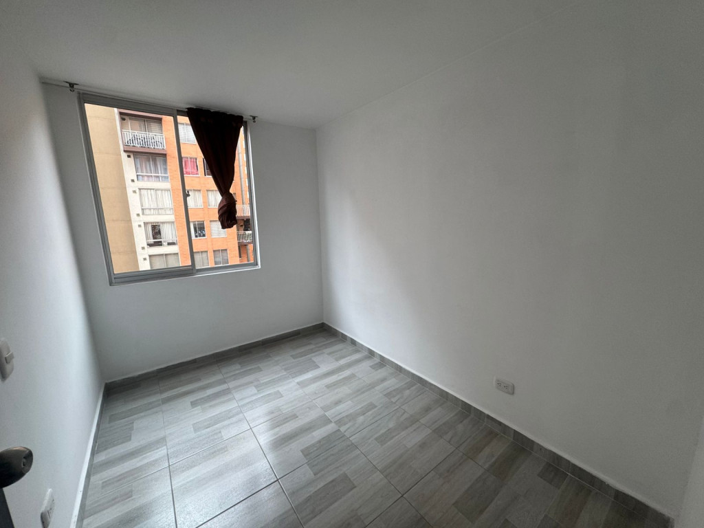 Apartamento en venta en Las Brisas, Bogotá · foto 8 de 11