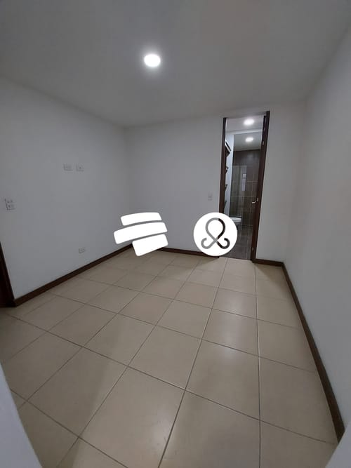 Apartamento en venta en Viviendas Del Sur, Itagüí · foto 4 de 9