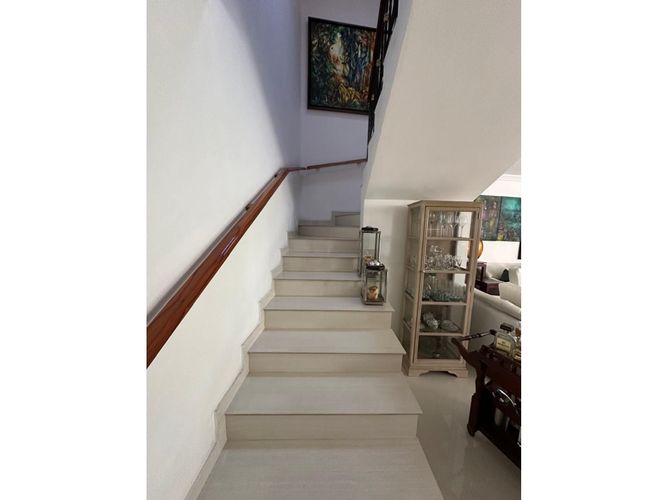 Casa de 4 alcobas en venta en Ciudad Jardin, Cali, 310 m² · foto 13 de 24
