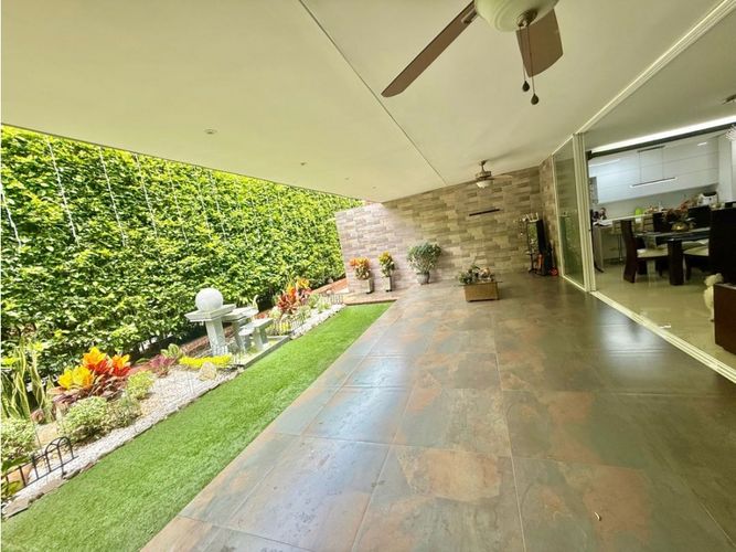 Casa de 4 alcobas en venta en Ciudad Jardin, Cali, 310 m² · foto 21 de 24