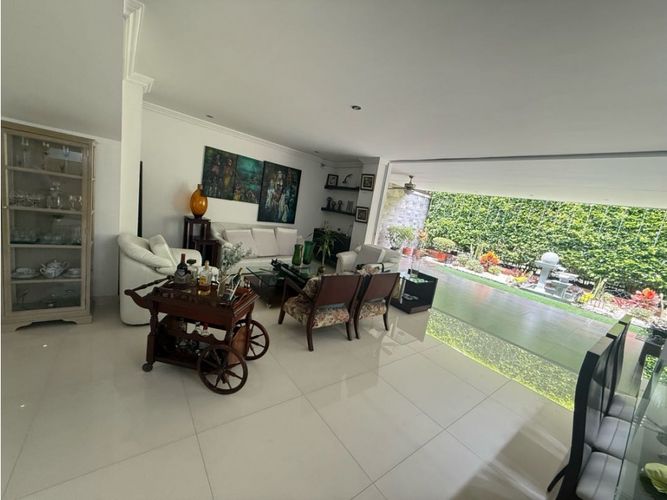 Casa de 4 alcobas en venta en Ciudad Jardin, Cali, 310 m² · foto 22 de 24