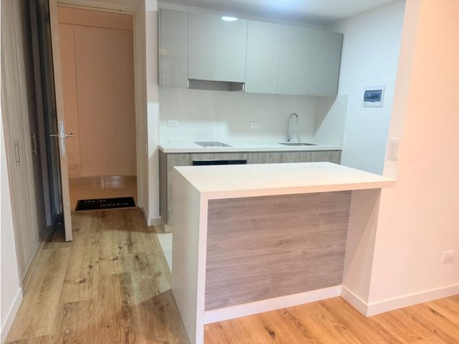 Apartaestudio en venta en Fontibon, Bogotá, 33 m² · foto 12 de 14