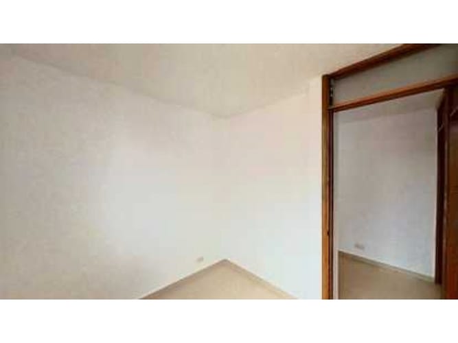 Apartamento de 3 alcobas en venta en San Antonio Norte, Bogotá, 46 m² · foto 7 de 21