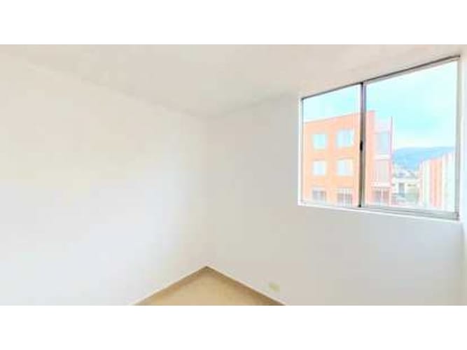 Apartamento de 3 alcobas en venta en San Antonio Norte, Bogotá, 46 m² · foto 10 de 21