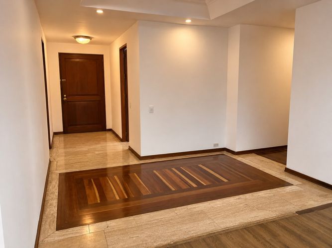 Apartamento de 3 alcobas en venta en Altos De Suba, Bogotá, 151 m² · foto 3 de 24