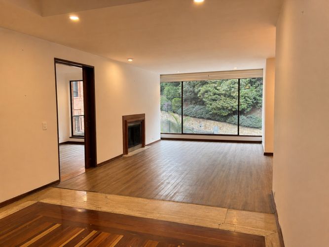 Apartamento de 3 alcobas en venta en Altos De Suba, Bogotá, 151 m² · foto 4 de 24