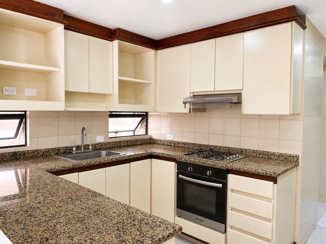 Apartamento de 3 alcobas en venta en Altos De Suba, Bogotá, 151 m² · foto 8 de 24