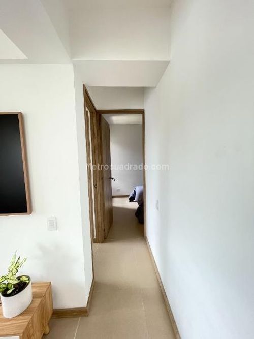 Apartamento de 2 alcobas en venta en Las Lomitas, Sabaneta, 60 m² · foto 12 de 17