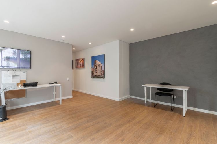 Apartamento de 2 alcobas en venta en Santa Barbara Oriental, Bogotá, 106 m² · foto 2 de 15