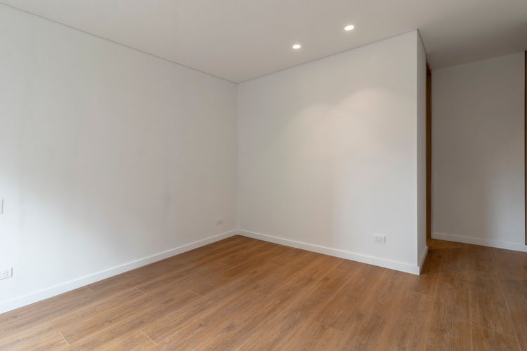 Apartamento de 2 alcobas en venta en Santa Barbara Oriental, Bogotá, 106 m² · foto 10 de 15