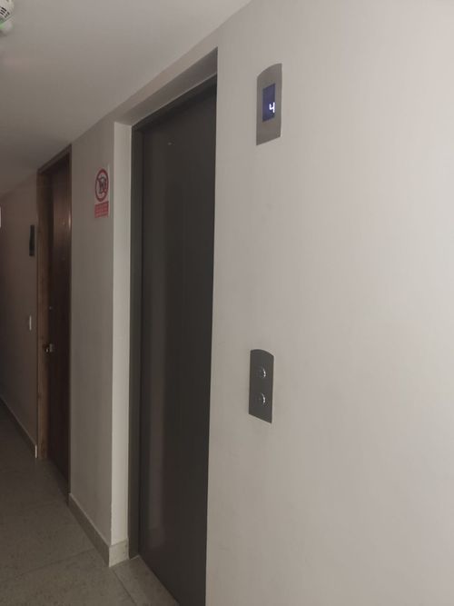 Apartaestudio en venta en Los Cedros Oriental, Bogotá, 30 m² · foto 3 de 20