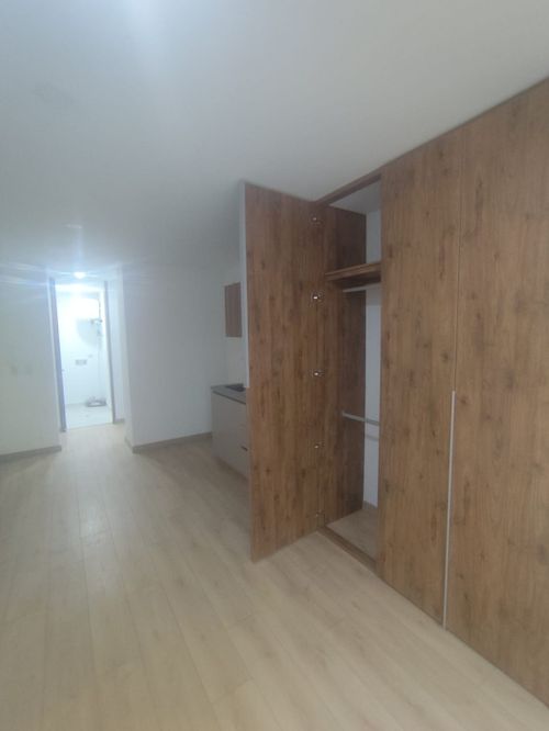 Apartaestudio en venta en Los Cedros Oriental, Bogotá, 30 m² · foto 10 de 20