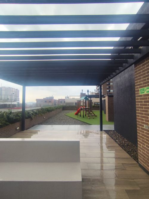Apartaestudio en venta en Los Cedros Oriental, Bogotá, 30 m² · foto 17 de 20