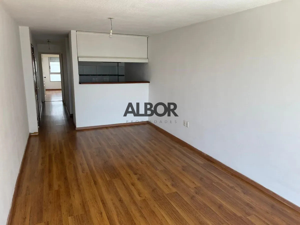 Apartamento en Alquiler · Foto 3