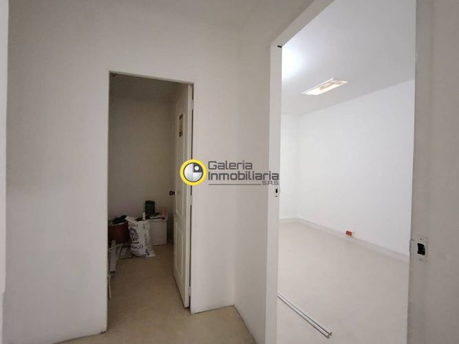 Oficina en arriendo en Cabecera Del Llano, Bucaramanga, 12 m² · foto 4 de 7