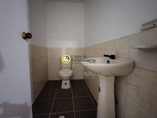 Oficina en arriendo en Cabecera Del Llano, Bucaramanga, 12 m² · foto 7 de 7