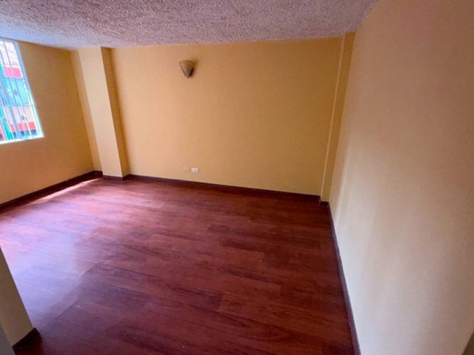 Apartamento de 2 alcobas en venta en Granada Sur, Bogotá, 46 m² · foto 8 de 20