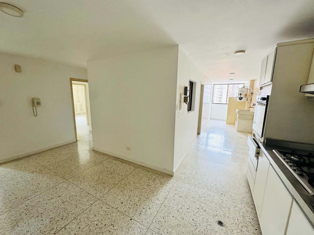 Apartamento en venta en Altos Del Prado, Barranquilla · foto 9 de 18