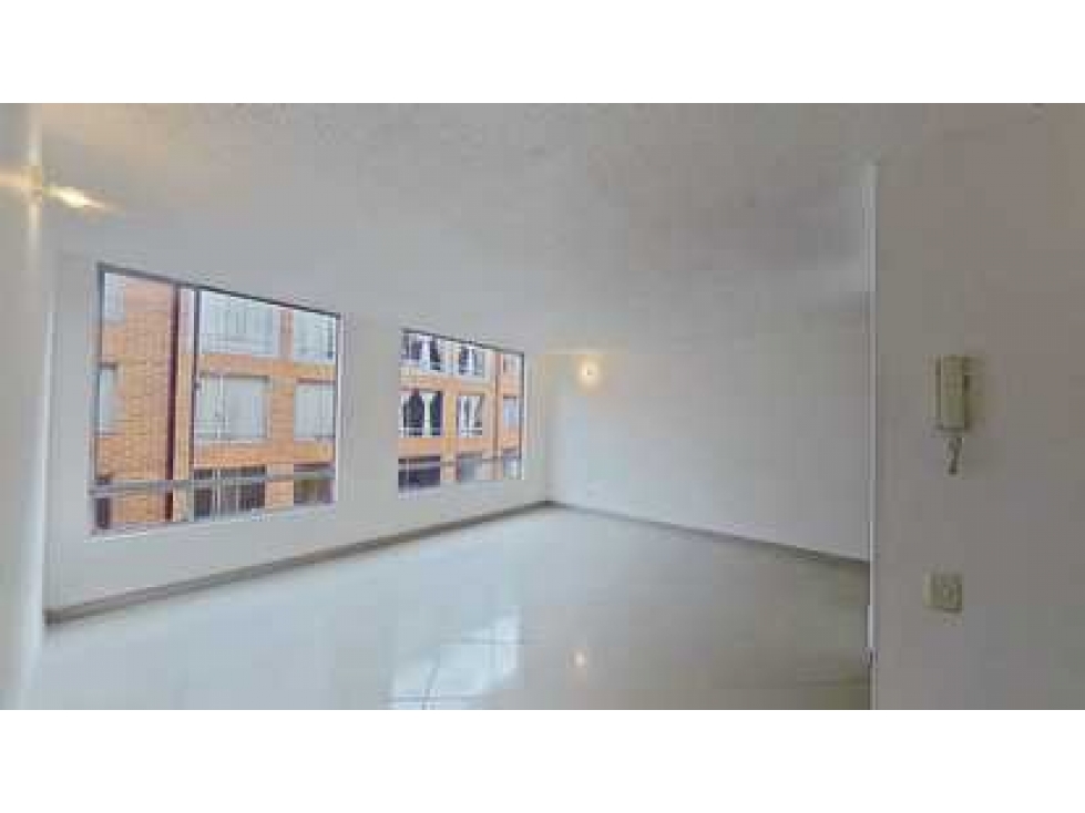 Apartamento en venta en San Antonio Norte, Bogotá · foto 2 de 14