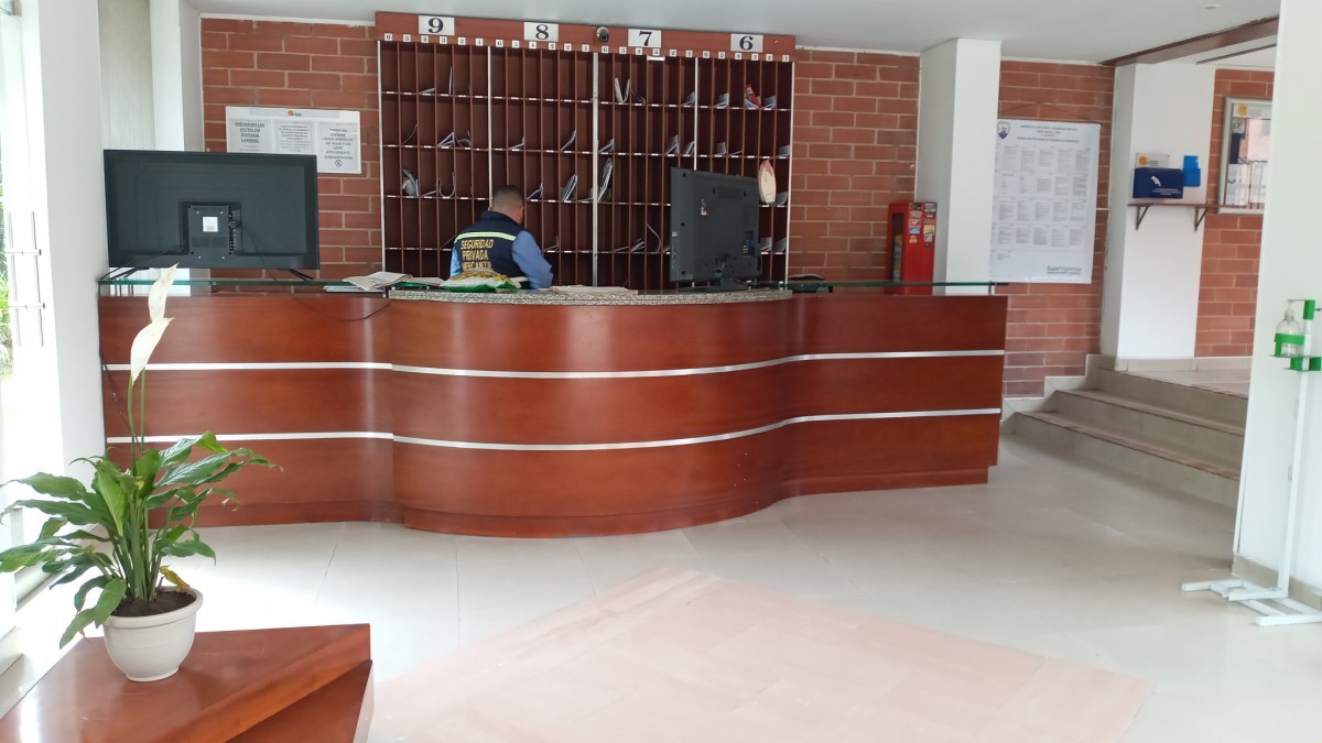 Apartamento en venta en Modelia Occidental, Bogotá · foto 3 de 24