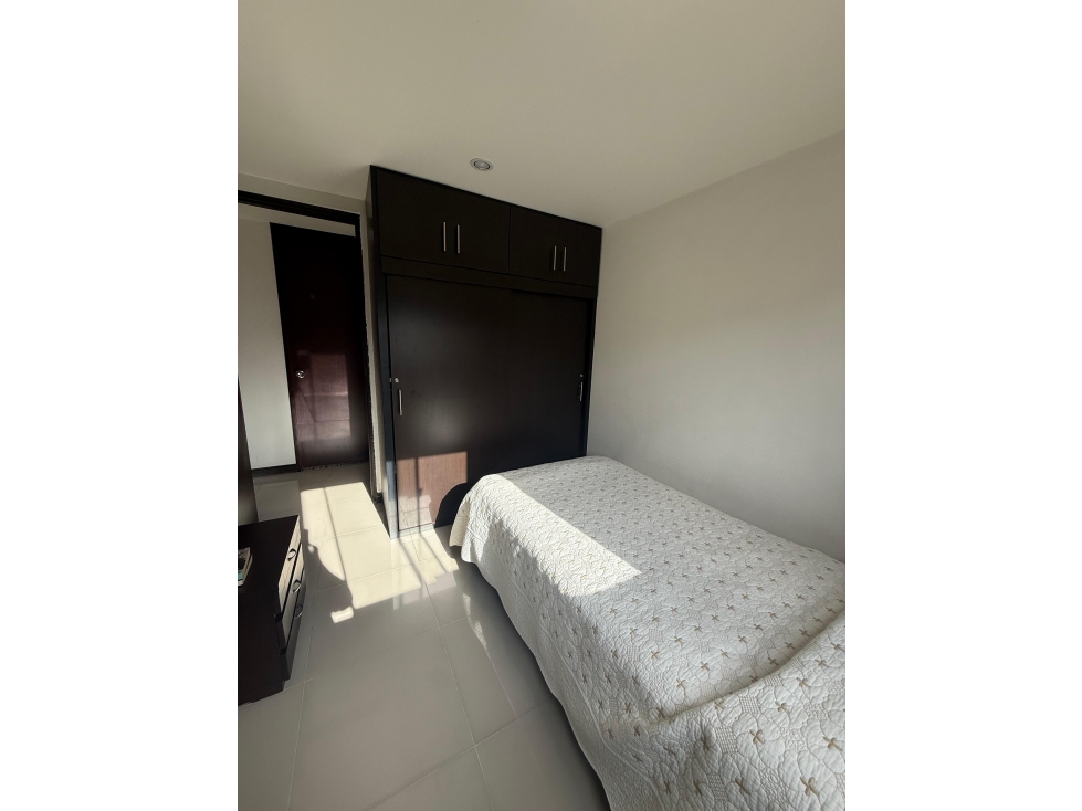 Apartamento en venta en Los Colores, Medellín · foto 15 de 18