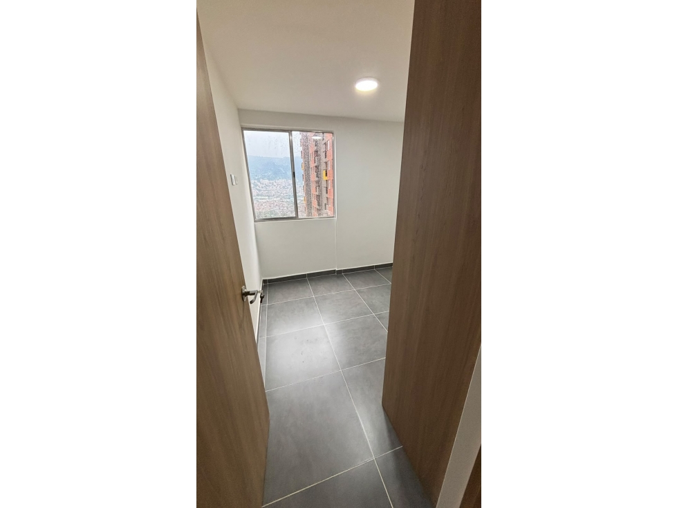 Apartamento en venta en Los Naranjos, Itagüí · foto 8 de 14